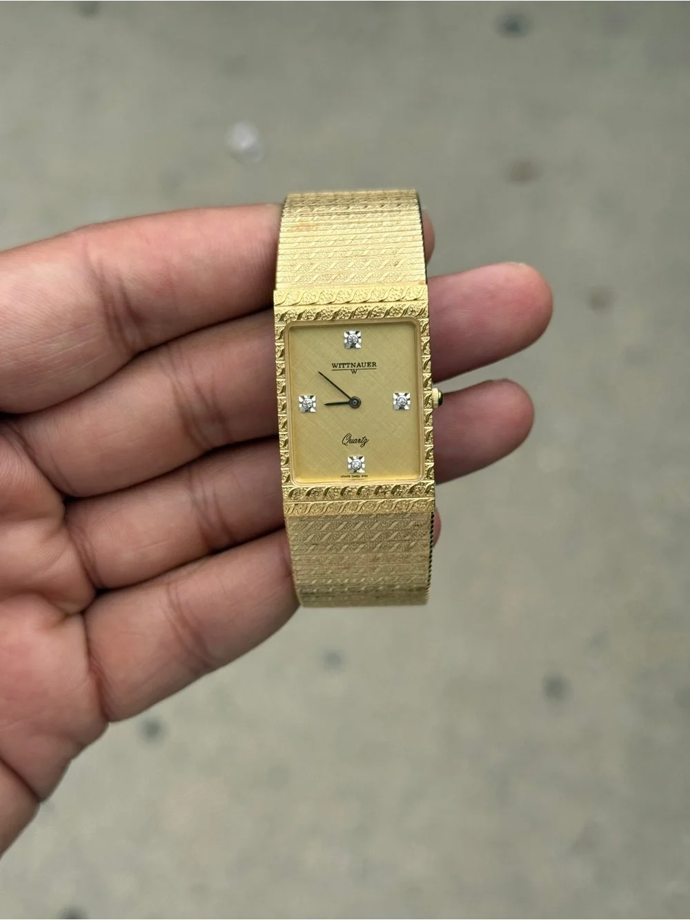 Wittnauer vintage DIAMOND AWARD Gold tank Quartz  men’s rare watch